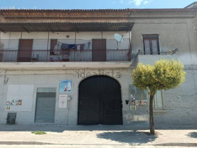 Appartamento in vendita di 150 m² in Via Appia, 181