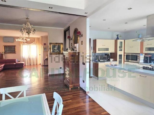 Appartamento in vendita di 150 m² in Via Aristide Giovanni Barducci, 18