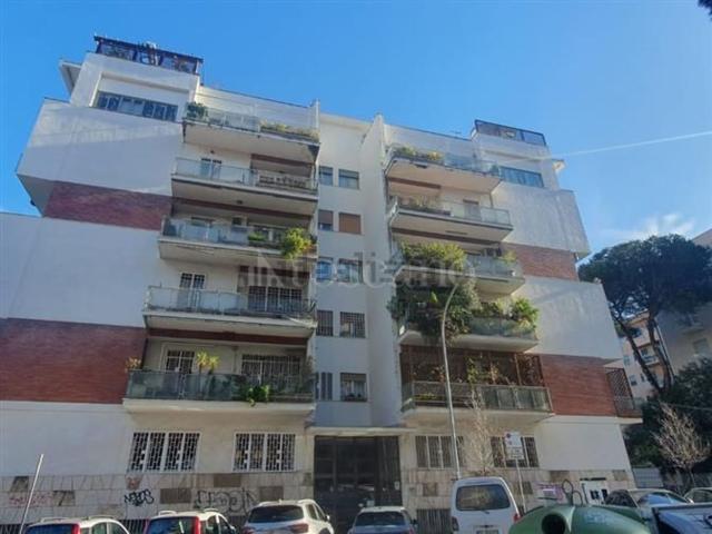 Appartamento in vendita di 150 m² in Via Aristide Leonori