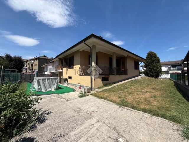 Appartamento in vendita di 150 m² in Via Bonomelli, 3