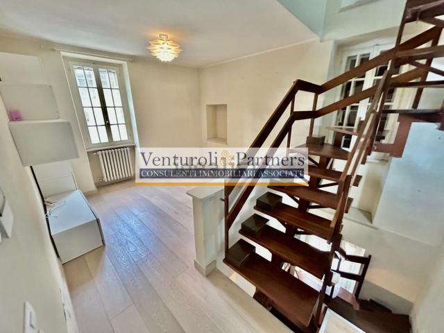 Appartamento in vendita di 150 m² in Via Bornade