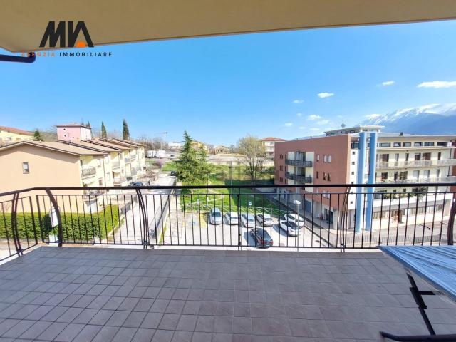 Appartamento in vendita di 150 m² in Via Barrea, 11