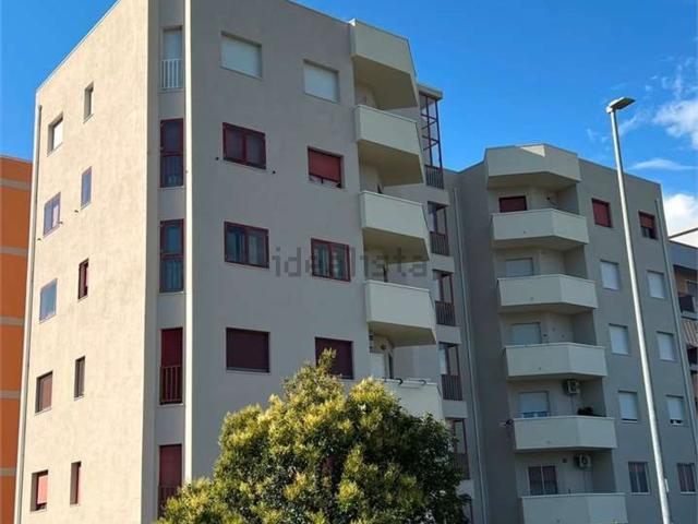 Appartamento in vendita di 150 m² in Via Brigata Catanzaro, 1