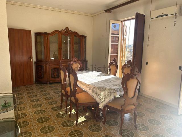 Appartamento in vendita di 150 m² in Via G. Lo Bue