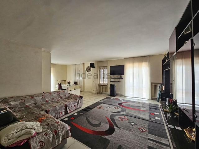 Appartamento in vendita di 150 m² in Via G. Matteotti, 21