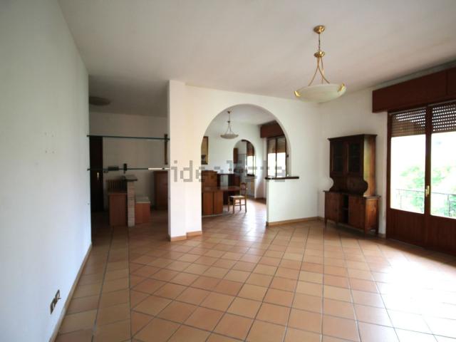 Appartamento in vendita di 150 m² in Via G. Oberdan