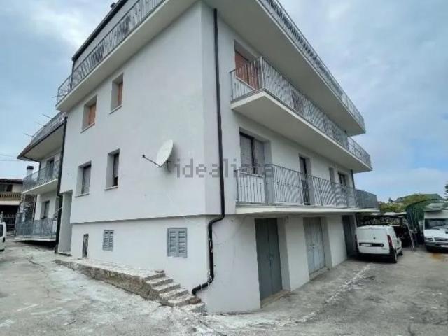 Appartamento in vendita di 150 m² in Via Gabriele D&apos Annunzio, 3