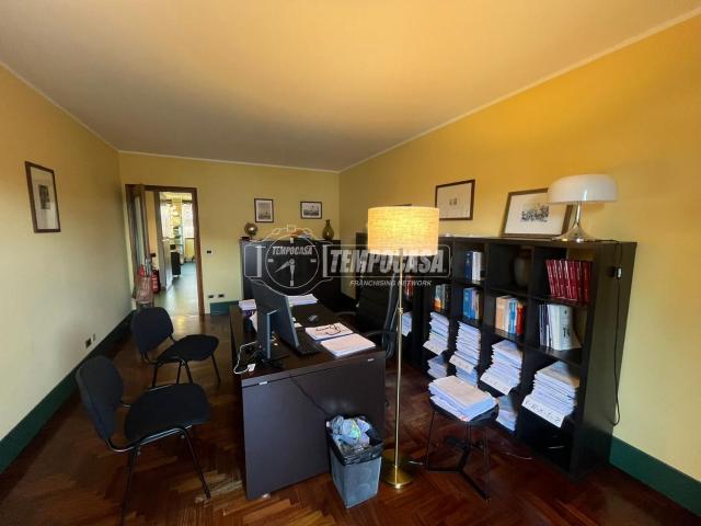 Appartamento in vendita di 150 m² in Via Gallo Pecca