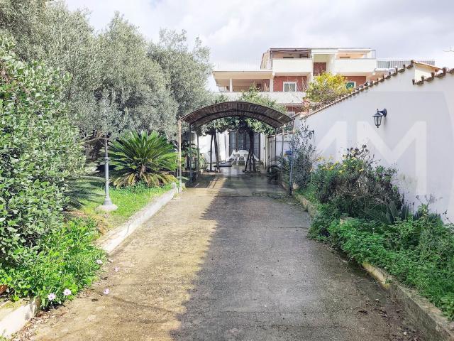 Appartamento in vendita di 150 m² in Via Germania, 79