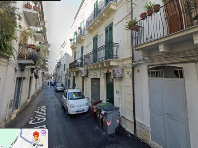 Appartamento in vendita di 150 m² in Via Giudea, 21