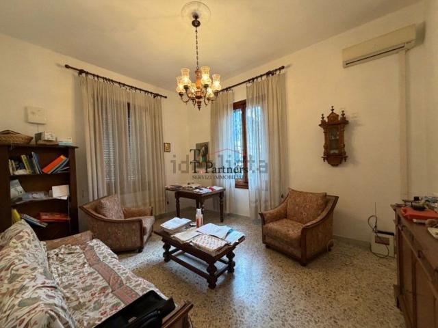 Appartamento in vendita di 150 m² in Via Giulio Bechi