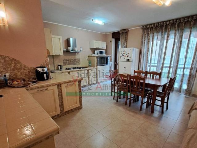 Appartamento in vendita di 150 m² in Via giulio cesare, 8