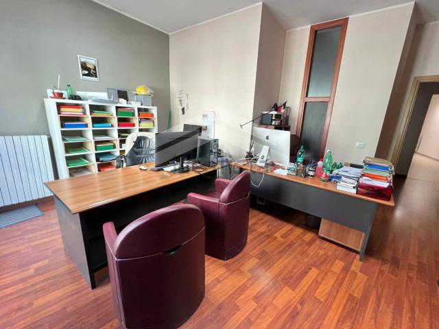 Appartamento in vendita di 150 m² in Via Giuseppe Garibaldi