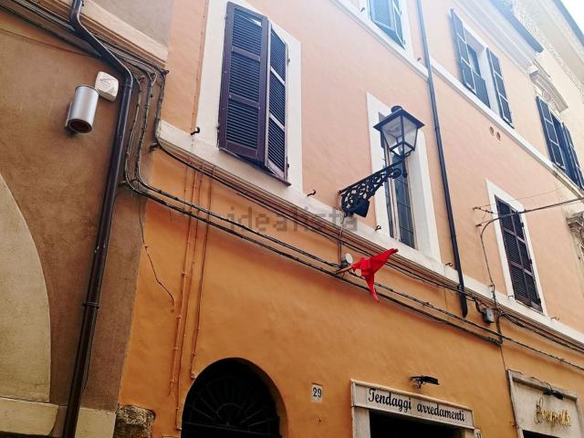 Appartamento in vendita di 150 m² in Via Giuseppe Garibaldi, 29