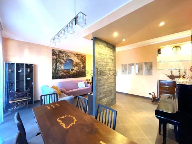 Appartamento in vendita di 150 m² in Via Giuseppe Garibaldi, 72