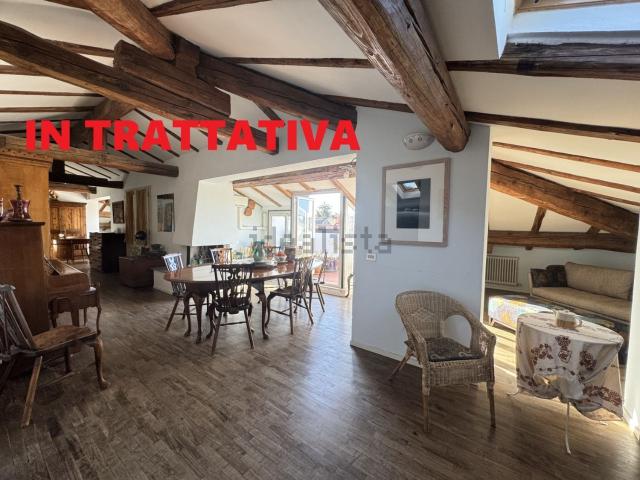 Appartamento in vendita di 150 m² in Via Giuseppe Mazzini