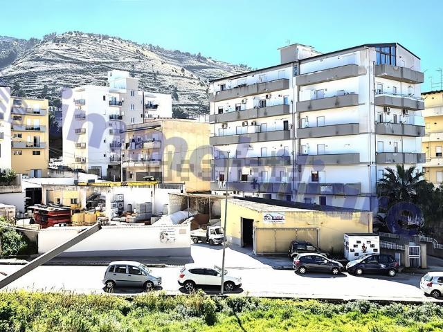 Appartamento in vendita di 150 m² in Via Giuseppe Pitrè, 6