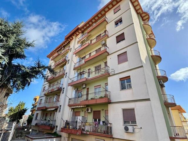 Appartamento in vendita di 150 m² in Via Giuseppe Toniolo