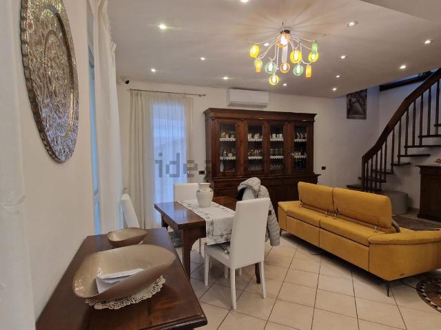 Appartamento in vendita di 150 m² in Via Giuseppe Volpi