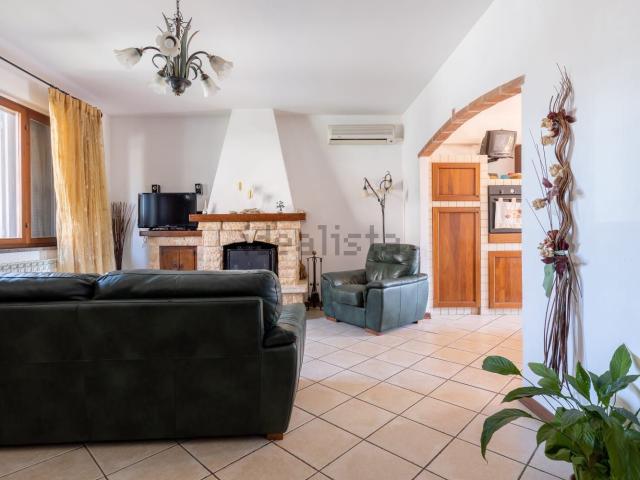 Appartamento in vendita di 150 m² in Via Giuseppe Verdi