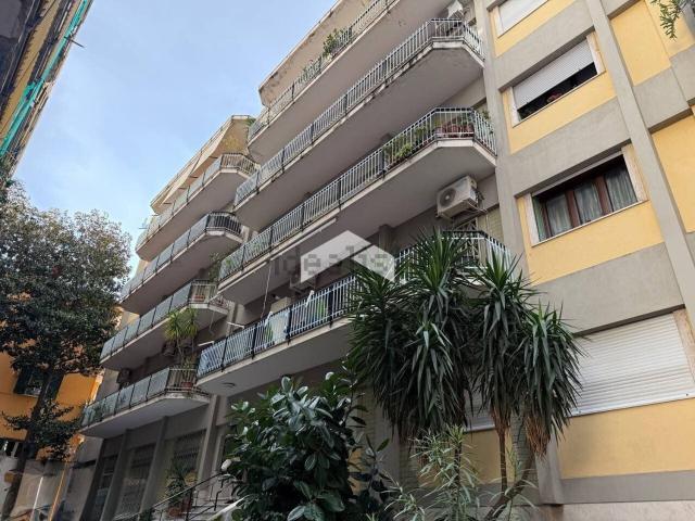 Appartamento in vendita di 150 m² in Via Giacinto Gigante