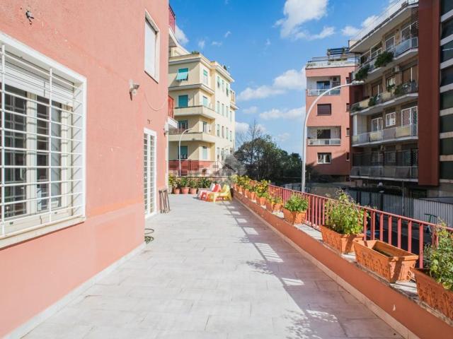 Appartamento in vendita di 150 m² in Via Giambattista Marino, 3