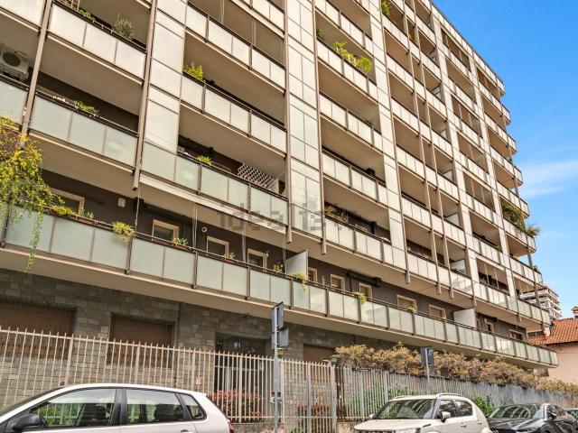 Appartamento in vendita di 150 m² in Via Gianni Caproni, 1