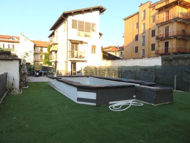 Appartamento in vendita di 150 m² in Via Giosuè Borsi