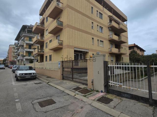 Appartamento in vendita di 150 m² in Via Giosuè Carducci, 15