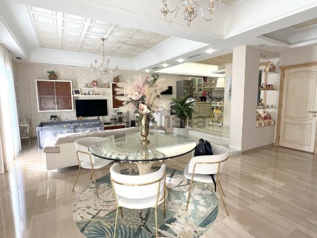 Appartamento in vendita di 150 m² in Via Giotto