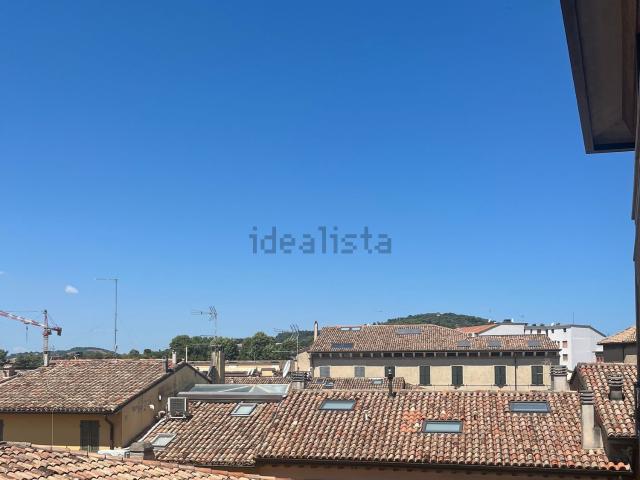 Appartamento in vendita di 150 m² in Via Giovanni Bovio