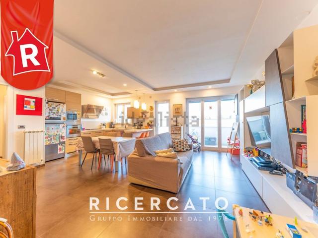 Appartamento in vendita di 150 m² in Via Giovanni Verga, 19