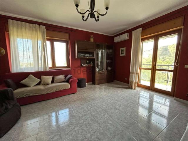 Appartamento in vendita di 150 m² in Via Gregorio Lamanna