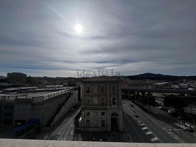 Appartamento in vendita di 150 m² in Via Guglielmo Marconi
