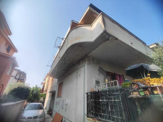 Appartamento in vendita di 150 m² in Via Guglielmo Oberdan, 35