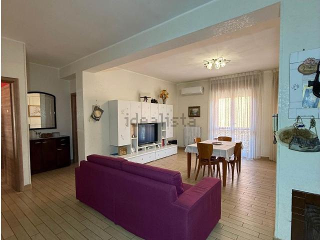 Appartamento in vendita di 150 m² in Via Guido Reni