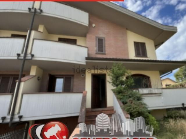 Appartamento in vendita di 150 m² in Via Don Marino Mori
