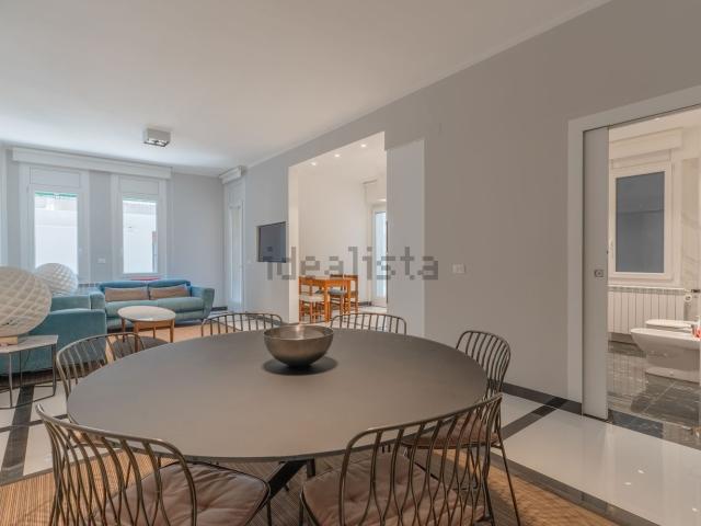 Appartamento in vendita di 150 m² in Via Don Aurelio Piccagli, 12