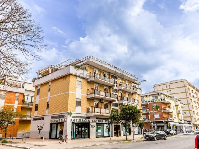 Appartamento in vendita di 150 m² in Via Don Carlo Torello