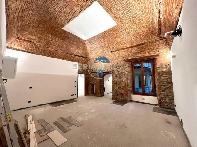 Appartamento in vendita di 150 m² in Via Daniele Piccinini