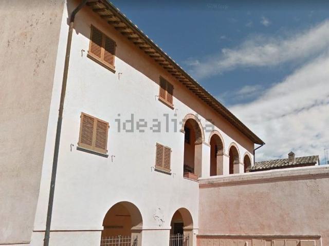 Appartamento in vendita di 150 m² in Via DEI BASTIONI, 44