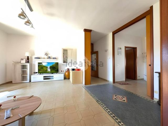 Appartamento in vendita di 150 m² in Via dei Tigli