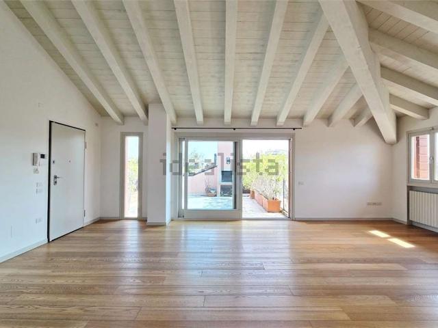 Appartamento in vendita di 150 m² in Via del Mozzato, 15