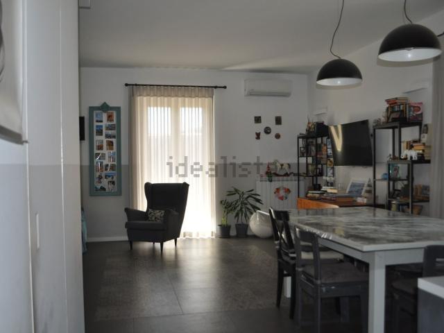 Appartamento in vendita di 150 m² in Via del Giglio