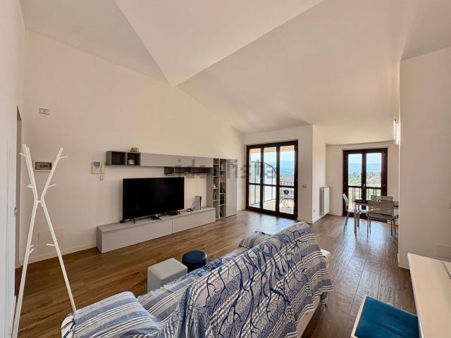 Appartamento in vendita di 150 m² in Via dell&apos Aquila, 6