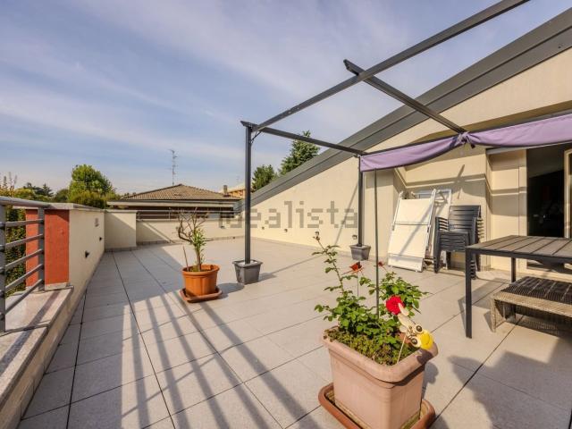 Appartamento in vendita di 150 m² in Via dello Sport, 5