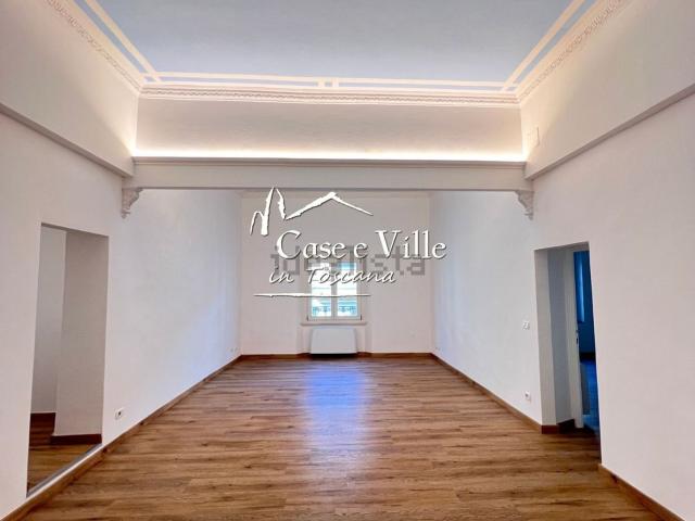 Appartamento in vendita di 150 m² in Via della Sirena, 18