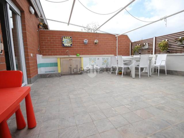 Appartamento in vendita di 150 m² in Via delle Baleniere, 70