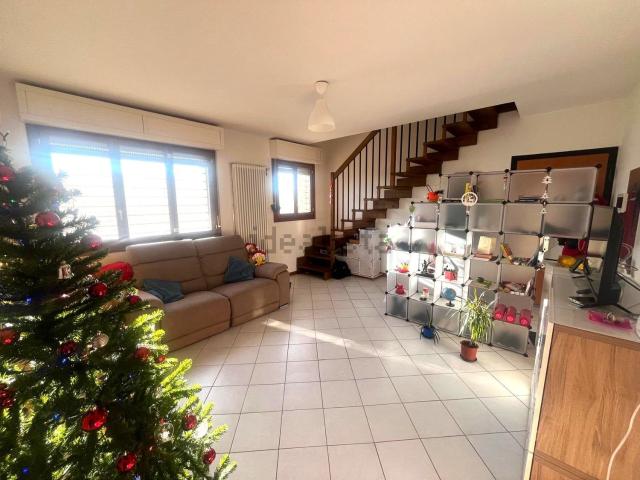 Appartamento in vendita di 150 m² in Via Enrico Berlinguer