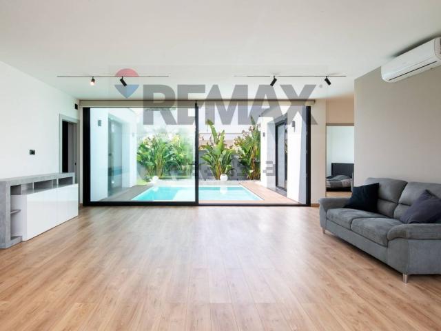 Appartamento in vendita di 150 m² in Via Ermanno Wolf Ferrari, 36